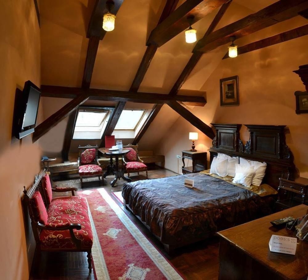 Hotel Poesis 사투마레 외부 사진